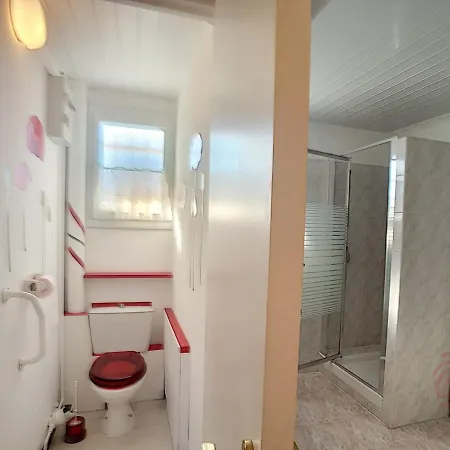 F2 Avec Wifi, Ascenseur Pres Des Thermes - Fr-1-451-139 * Lamalou-les-Bains