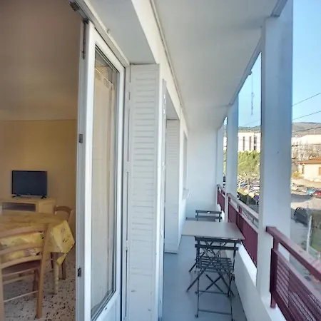 F2 Avec Wifi, Ascenseur Pres Des Thermes - Fr-1-451-139 *