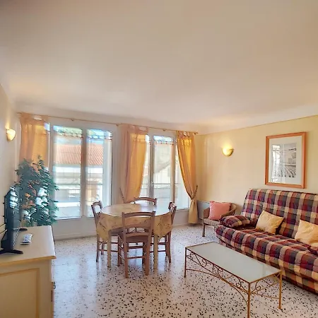 Apartment F2 Avec Wifi, Ascenseur Pres Des Thermes - Fr-1-451-139